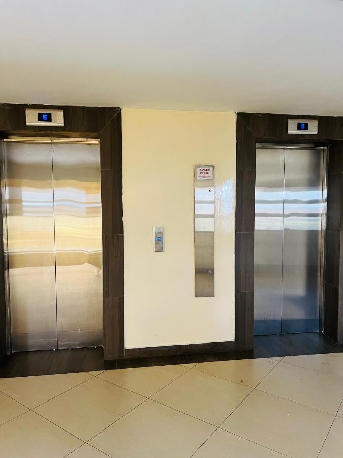 Cozy Crib Luxury 2 Bdrm Apartment Nairobi Extérieur photo